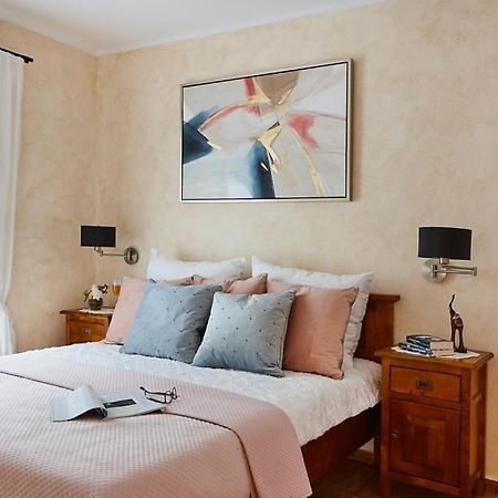 Apartament Gold Bielsko-Biala Bagian luar foto